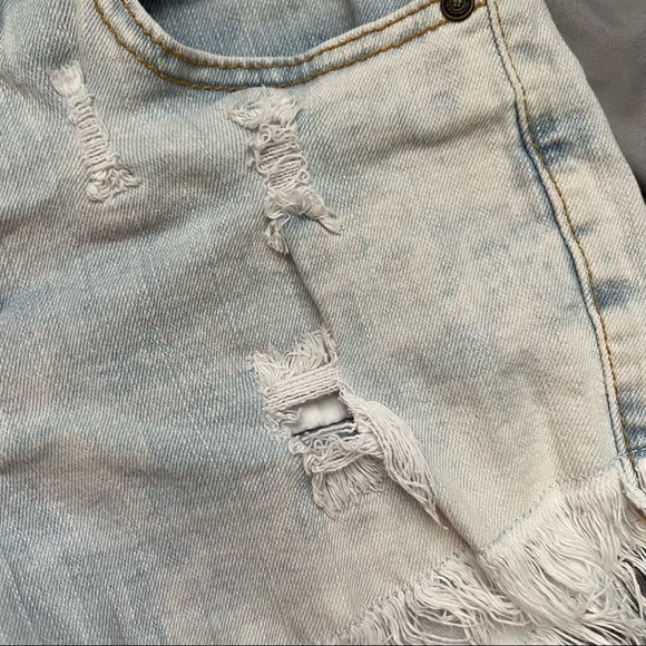 Altar’d State Cut Off Denim Shorts Frayed Hem 27 Light Wash - Picture 5 of 14